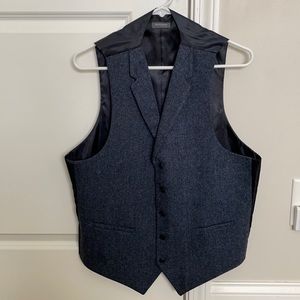 Men’s Gray Vest
